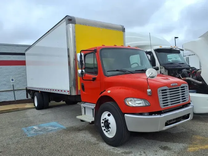 2018 FREIGHTLINER M2 106