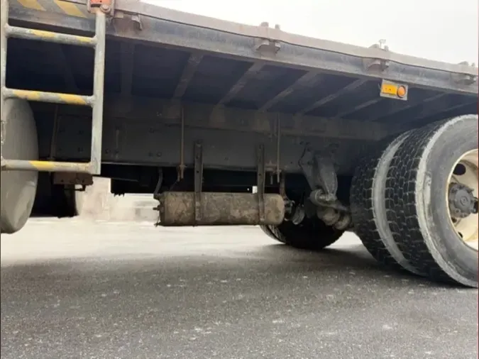 2015 FREIGHTLINER/MERCEDES CORONADO 1222c0b760170b7f1f9f5a75564aae71136