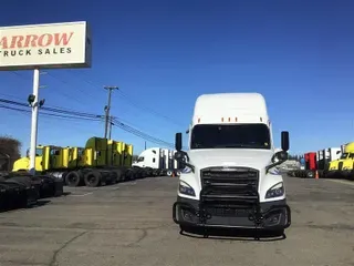 2022 FREIGHTLINER CA126