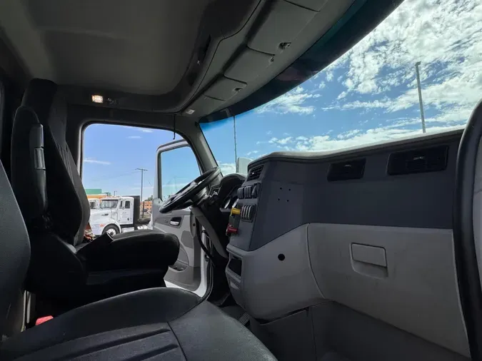 2021 Peterbilt 579