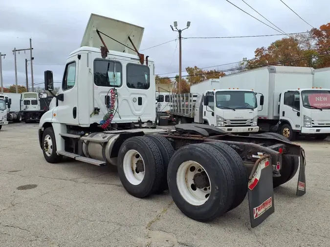 2017 FREIGHTLINER/MERCEDES CASCADIA 1252c13e1c6c69389578eaa8bf8a3efe37d