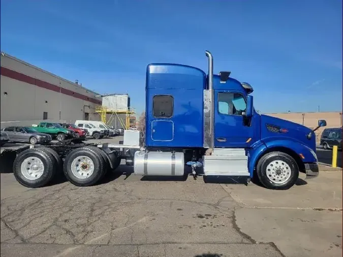 2021 PETERBILT 579