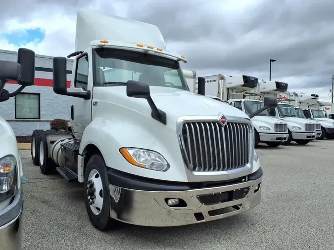 2019 NAVISTAR INTERNATIONAL LT625 DAYCAB T/A2c194ac930b8c6fdd26b7b3447b5eb70