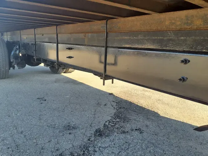 2019 FREIGHTLINER M2 106