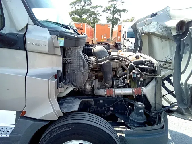 2023 Freightliner Cascadia 126