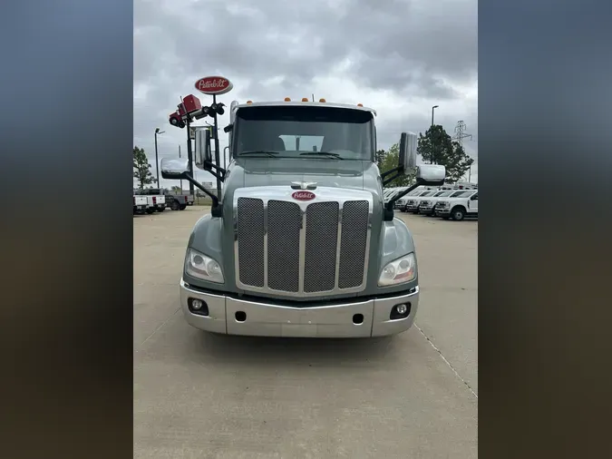 2021 Peterbilt 579