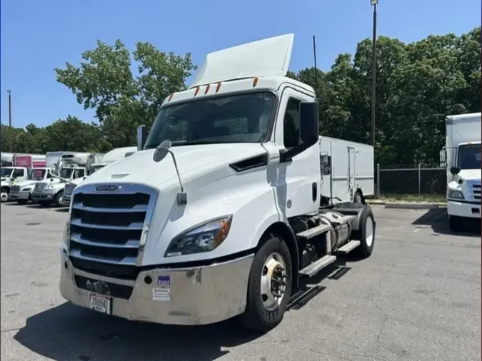 2020 FREIGHTLINER/MERCEDES NEW CASCADIA 1162c220bb98106193691c53a526fded8ab