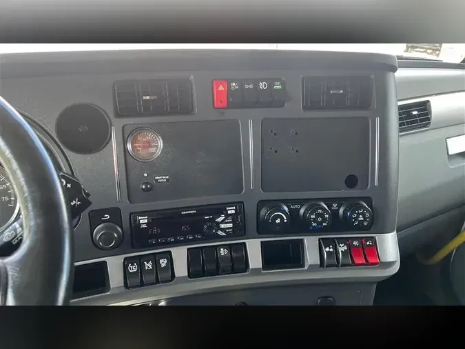 2021 KENWORTH T680