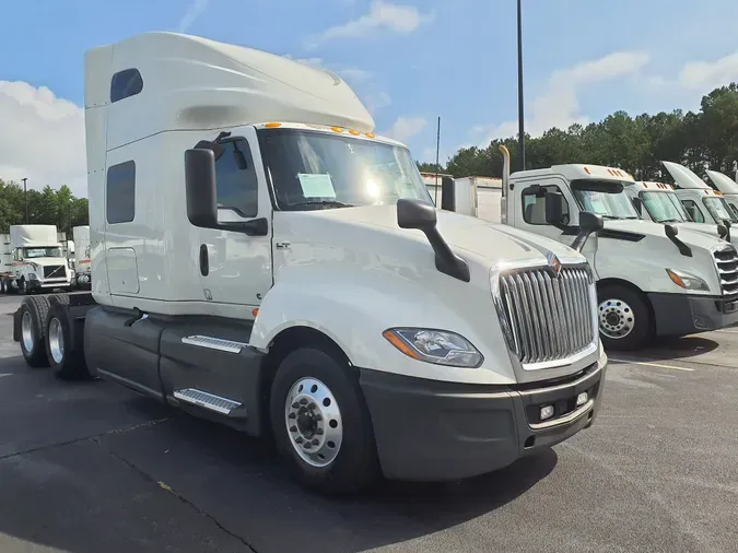 2021 NAVISTAR INTERNATIONAL LT625 SLPR CAB