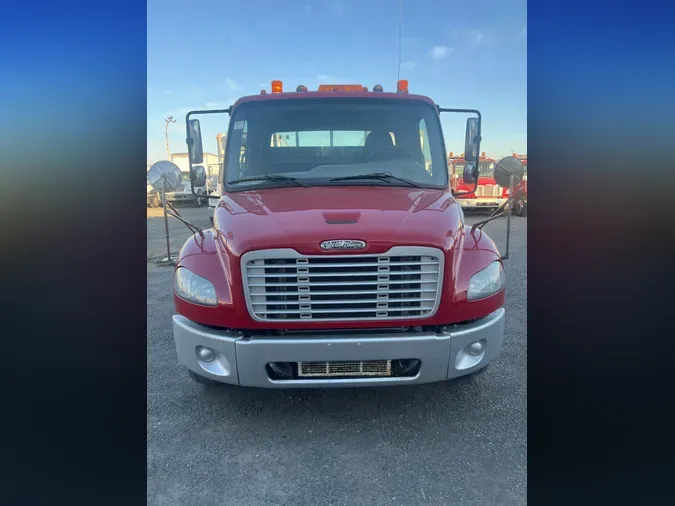 2018 FREIGHTLINER/MERCEDES M2 106