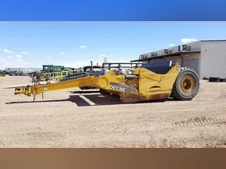 2018 John Deere 2412E