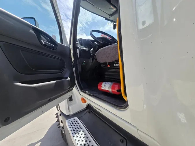 2022 International LT6252c3608ccabfa3b2f5a12ae46dd635a8d