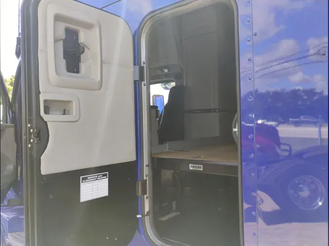 2022 Peterbilt 579