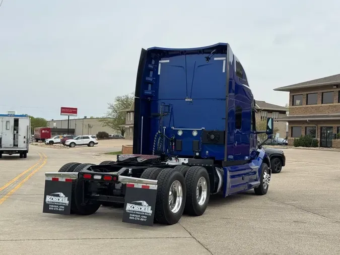 2023 PETERBILT 579