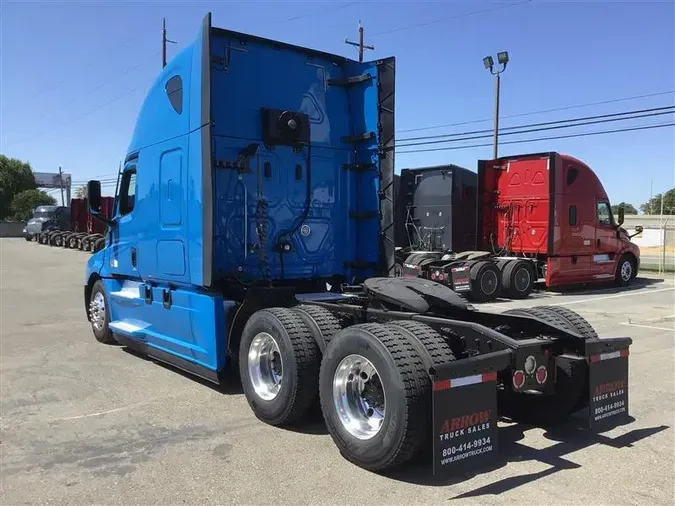 2021 FREIGHTLINER CA126