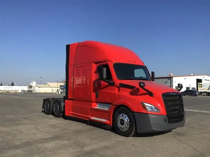 2022 FREIGHTLINER CASCADIA