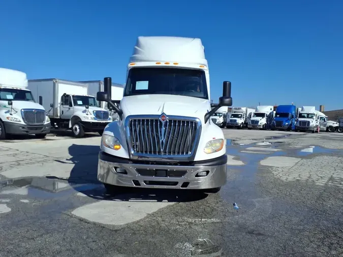 2020 NAVISTAR INTERNATIONAL LT625 SLPR CAB