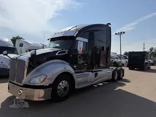 2017 KENWORTH T680