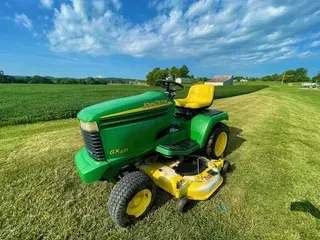 2002 John Deere GX335