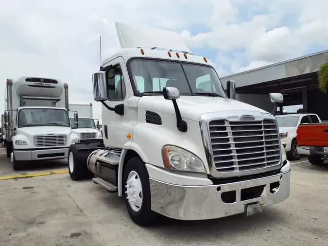 2018 FREIGHTLINER/MERCEDES CASCADIA 1132c4d59ff77134332deb34151d0905468