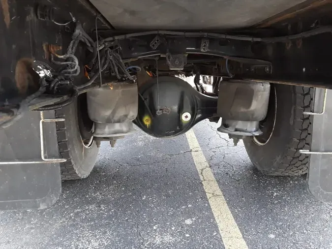 2019 FREIGHTLINER/MERCEDES M2 106
