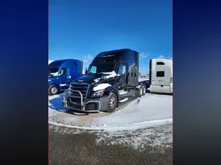 2023 FREIGHTLINER CASCADIA 126