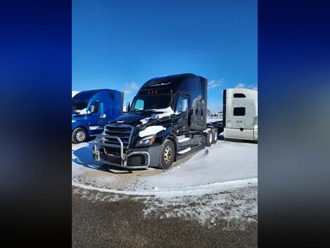 2023 FREIGHTLINER CASCADIA 126