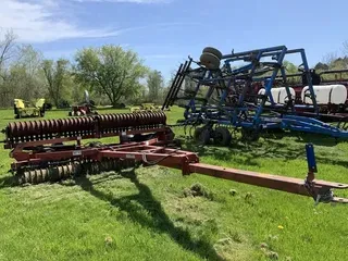 Farmhand WP42 28Ft