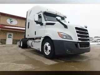 2020 Freightliner Cascadia