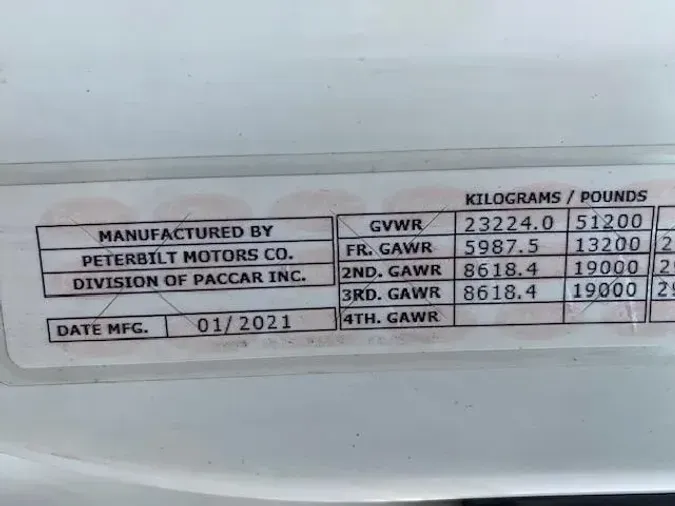 2022 Peterbilt 579