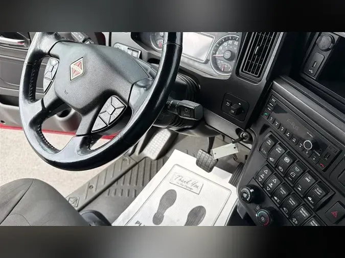 2023 INTERNATIONAL LT