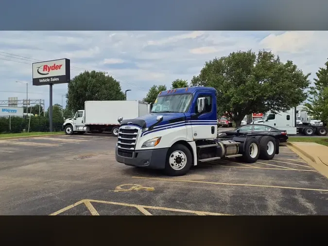 2020 FREIGHTLINER/MERCEDES NEW CASCADIA PX126642c68cca270e7bf20e8876b06e05b3026