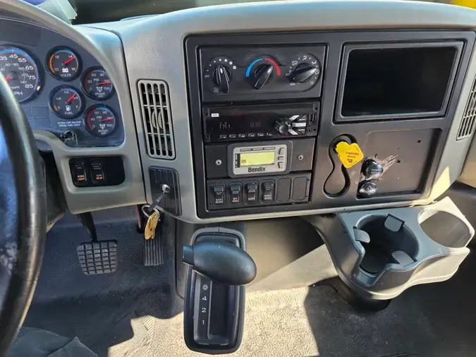 2018 NAVISTAR INTERNATIONAL 4300