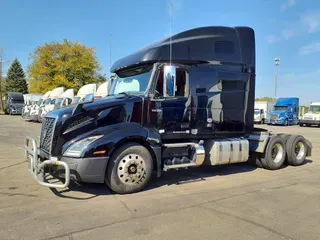 2019 VOLVO VNL64T-760