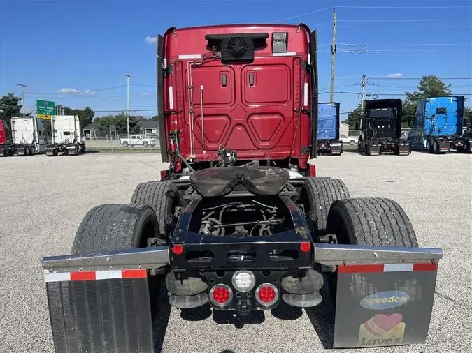 2019 FREIGHTLINER CA126