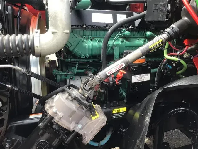 2023 VOLVO VNR3002c72588d9369022d271dc6e27ae83cdc