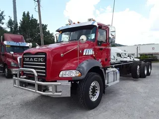 2017 MACK TRUCKS, INC. GU803