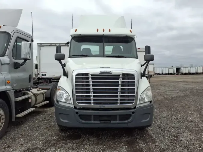 2019 FREIGHTLINER/MERCEDES CASCADIA 1132c79546545a888569716fe709462c191