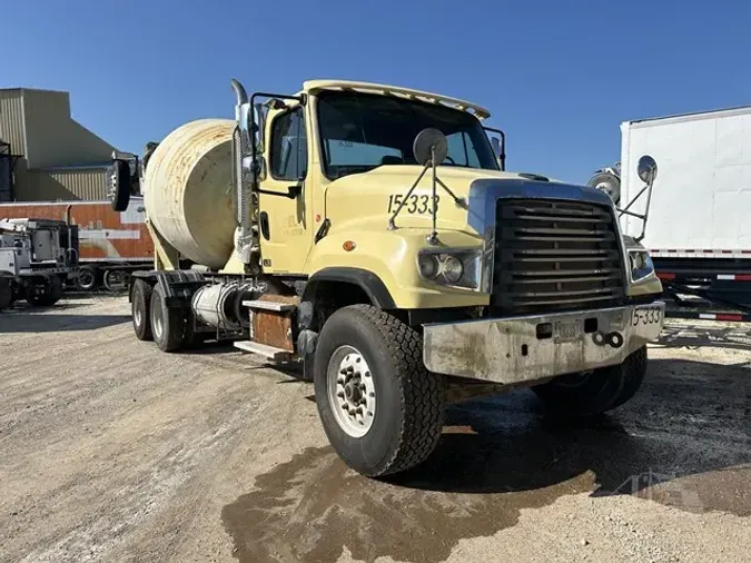 2016 FREIGHTLINER 114SD