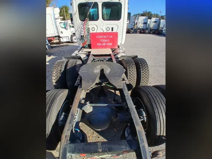 2019 FREIGHTLINER/MERCEDES CASCADIA 1252c7fb179cef881b19096010d1c415ef8