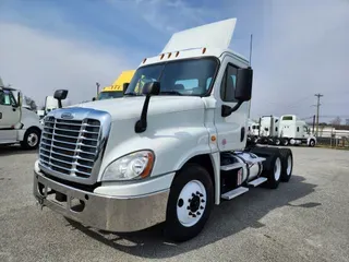 2018 FREIGHTLINER/MERCEDES CASCADIA 125