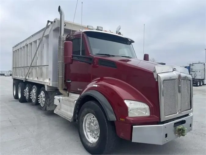 2016 Kenworth T880
