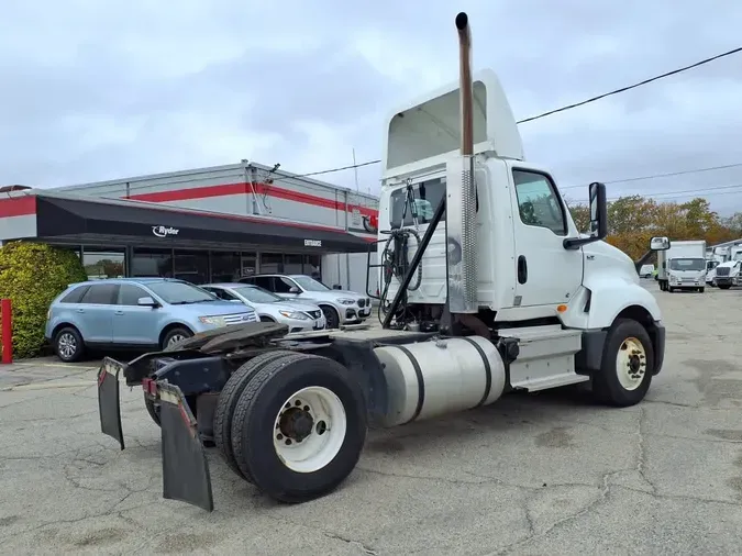 2021 NAVISTAR INTERNATIONAL LT625 DAYCAB S/A