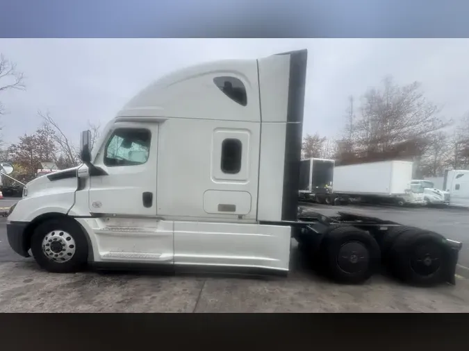 2022 FREIGHTLINER/MERCEDES NEW CASCADIA PX126642c8d104c9d7e14f0a140e1031929a20e