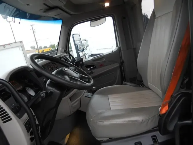 2020 Peterbilt 567