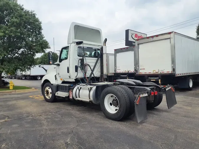 2021 NAVISTAR INTERNATIONAL LT625 DAYCAB S/A