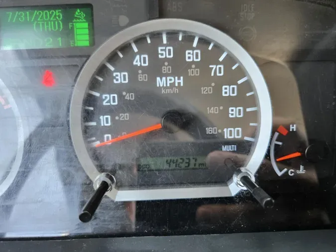2020 Isuzu NPR-XD