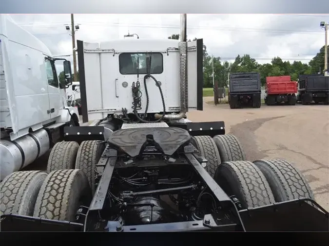 2013 KENWORTH T800