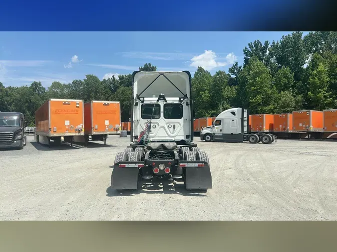 2020 Freightliner Cascadia 1262c9ac27a7cac9c628d7557dafd79843b