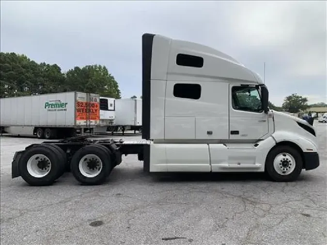 2019 VOLVO VNL64T760